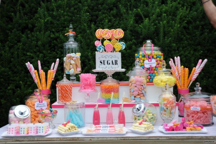 Love Store Viaggi & Eventi - Confettate e sweet table
