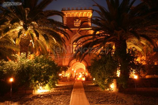 Castello Xirumi - Serravalle illuminato per un matrimonio serale