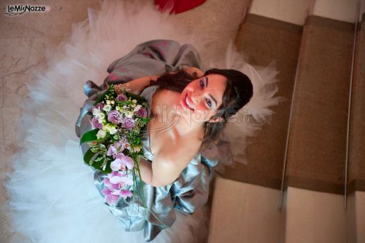 La sposa con il suo bouquet
