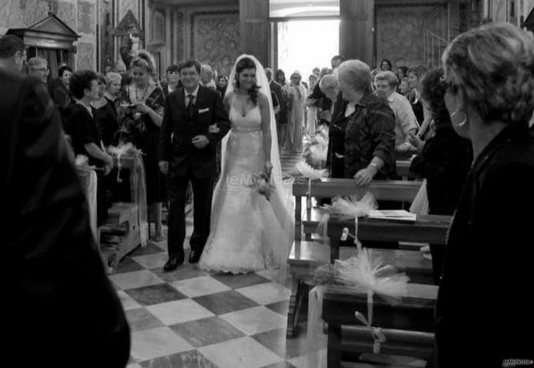 Foto dell'ingresso della sposa in chiesa