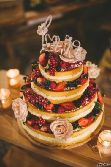 Ginger Bloom - Winter wedding sulle dolomiti: Naked cake