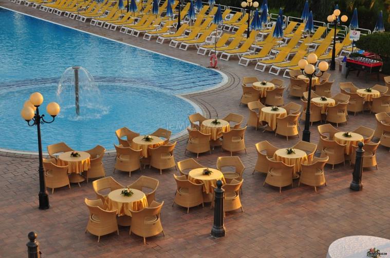 Mise en place a bordo piscina all'Hotel CostaVerde