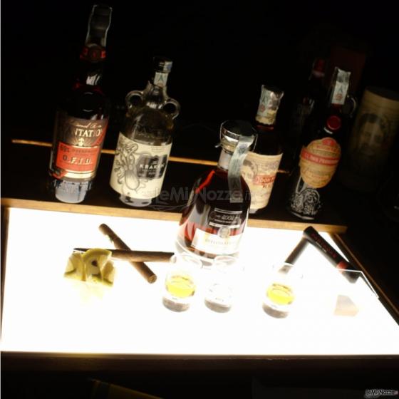 Rum Corner - Tavola illuminata degustazione