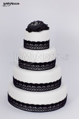 Wedding cake stile Audrey Hepburn