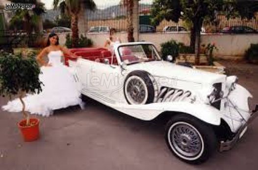 Maurices Cars Autonoleggi - Auto d'epoca per le nozze