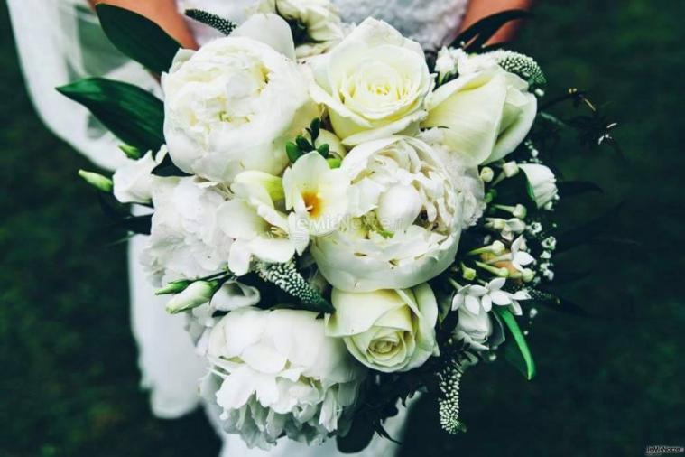 Flora Decor - Bouquet bianco, purezza