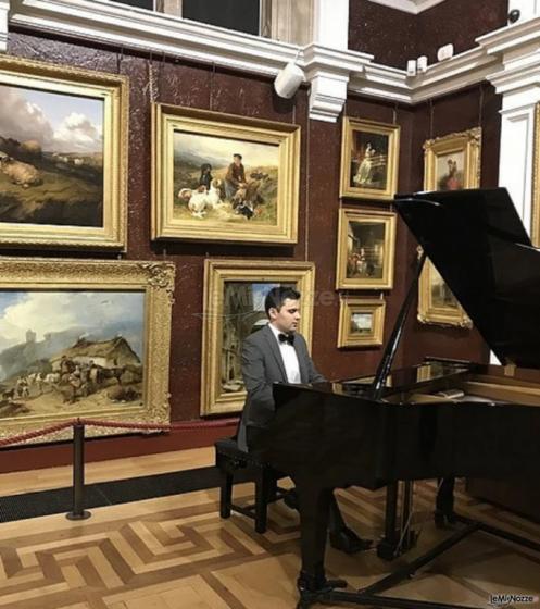 Diego Paltrinieri pianista per eventi - Musica per il matrimonio a Milano