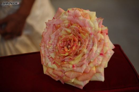 Bouquet una rosa per la sposa