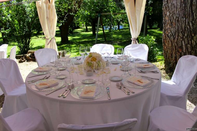 Villa Taticchi - L'allestimento ai tavoli